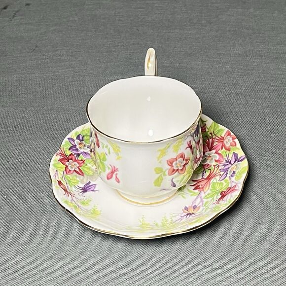 Royal Albert Bone china Teacup & Saucer Columbine Flower Made In England Tea Cup - Picture 4 of 11
